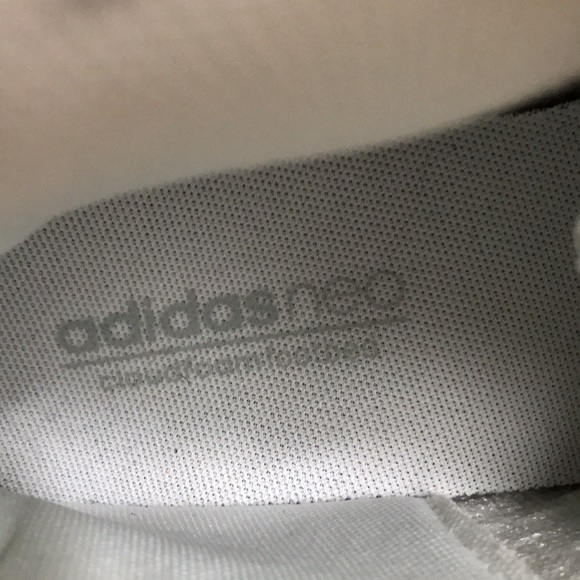 adidas NEO Raleigh Mid, Rare White & Cream, White on White Leopard Trim Athletic - Picture 13 of 16